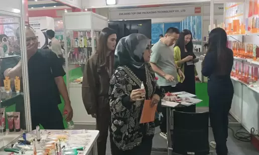 Summitek Technology はインドネシアの見本市で大きな成功を収め、複数のブランドからの注文を獲得しました。